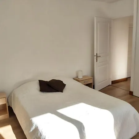 3* Paisible A Avec Jardin Et Wifi - Fr-1-239-504